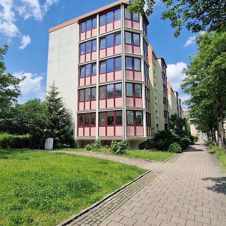 Citycenter Apartment - Bigtv-Ps4-Netflix-Parking Chemnitz Eksteriør billede