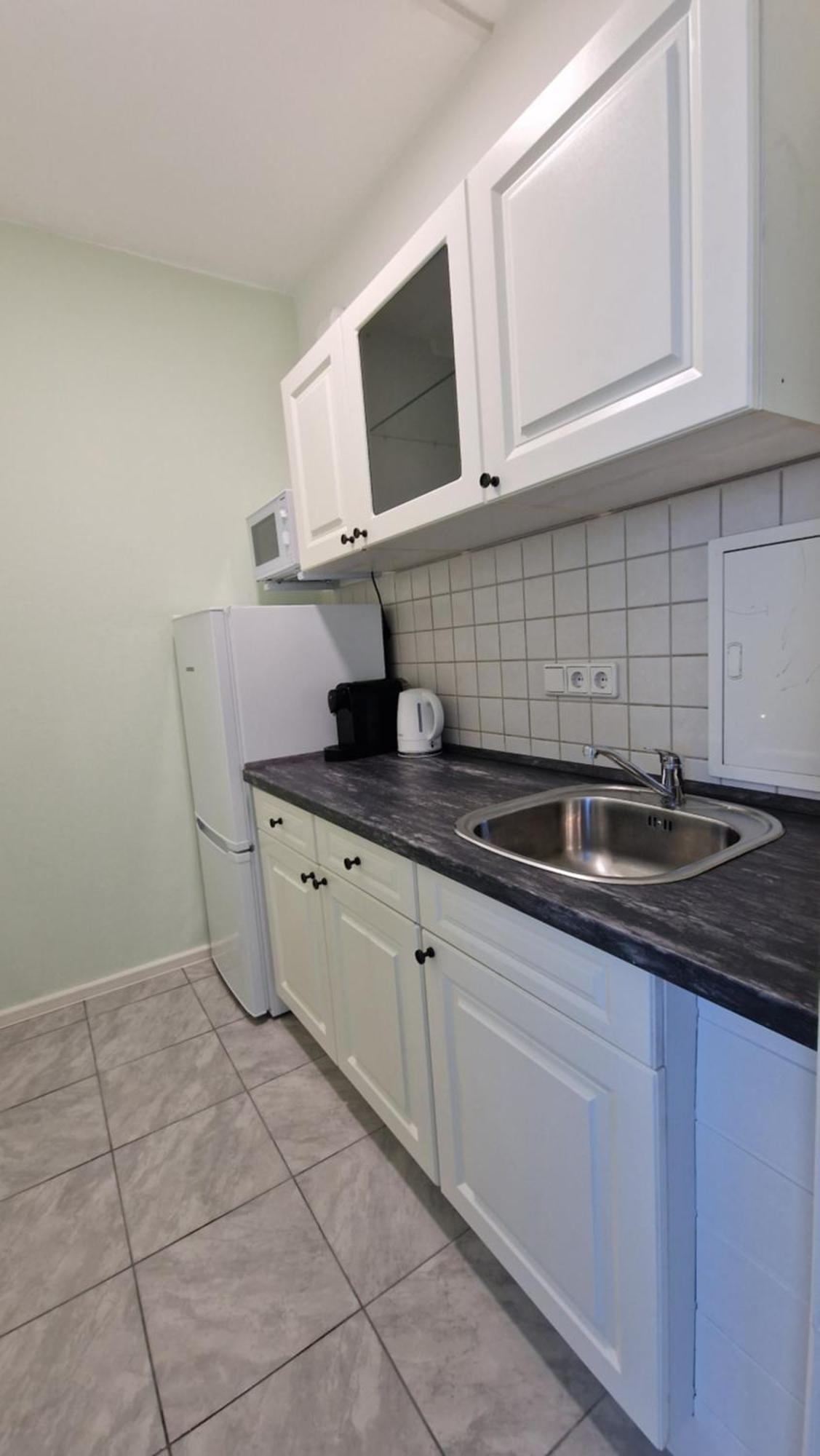 Citycenter Apartment - Bigtv-Ps4-Netflix-Parking Chemnitz Eksteriør billede