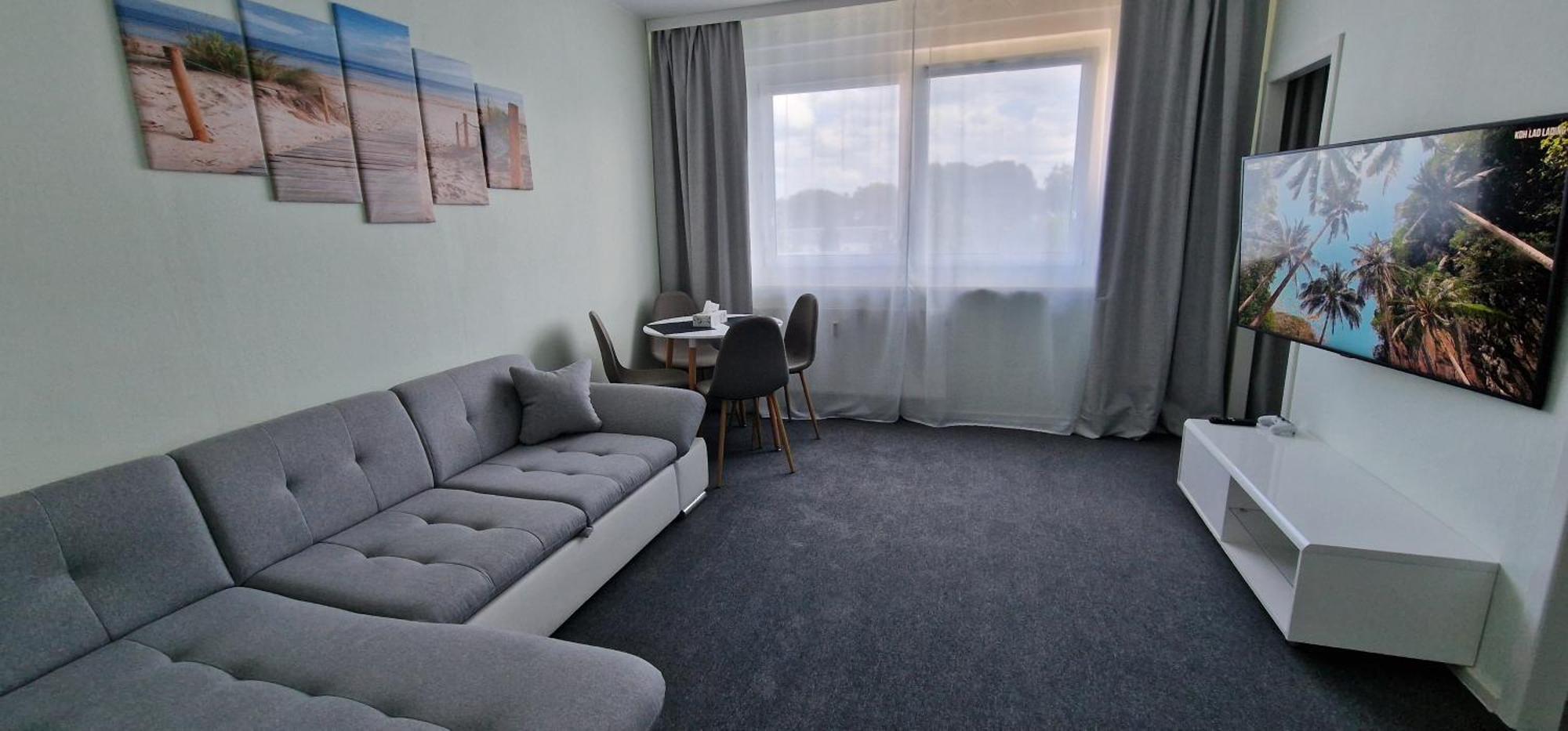 Citycenter Apartment - Bigtv-Ps4-Netflix-Parking Chemnitz Eksteriør billede